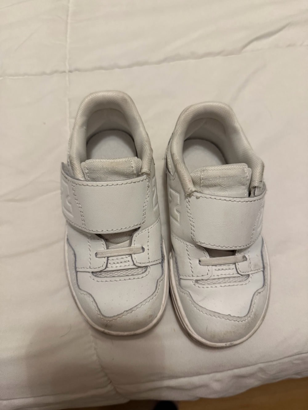 Toddler White Velcro New Balance Shoes 8c